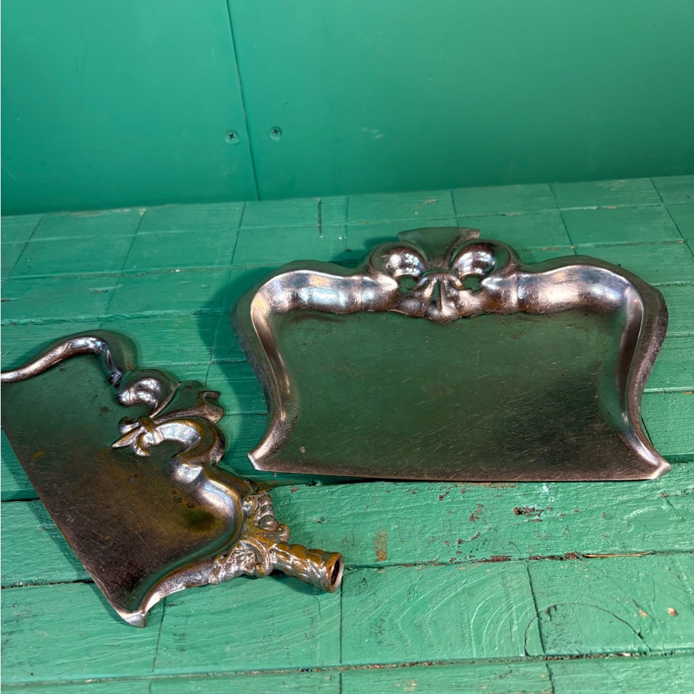 Elegant Silver Metal Crumb Catcher Vintage
